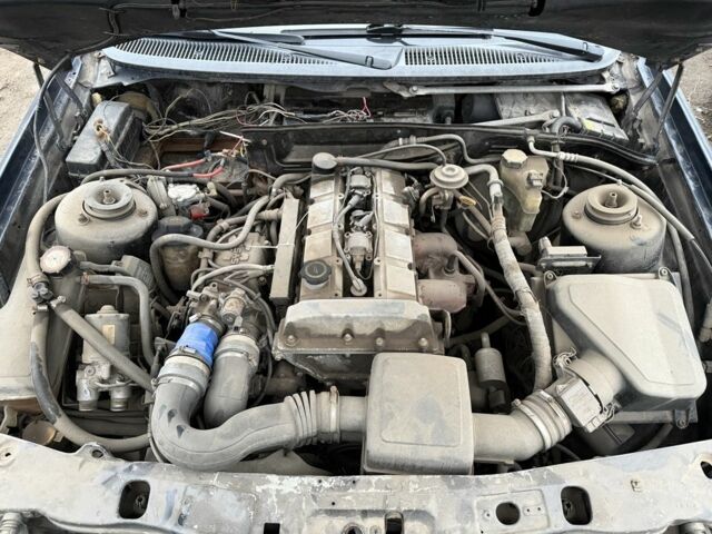 Синий Форд Скорпио, объемом двигателя 2.4 л и пробегом 334 тыс. км за 2200 $, фото 6 на Automoto.ua