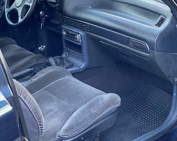 Синий Форд Скорпио, объемом двигателя 2 л и пробегом 300 тыс. км за 2900 $, фото 12 на Automoto.ua