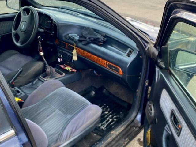 Синий Форд Скорпио, объемом двигателя 2 л и пробегом 250 тыс. км за 1250 $, фото 6 на Automoto.ua