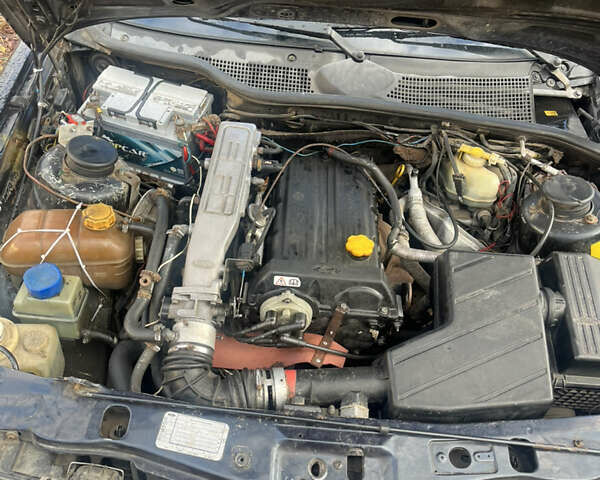 Форд Скорпио 1991 в Броварах на Automoto.ua Синий Форд Скорпио, объемом двигателя 2 л и пробегом 381 тыс. км за 1100 $, фото 18 на Automoto.ua