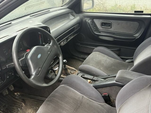 Синий Форд Скорпио, объемом двигателя 2.3 л и пробегом 222 тыс. км за 800 $, фото 6 на Automoto.ua