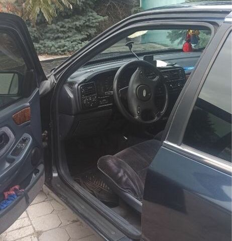 Синій Форд Скорпіо, об'ємом двигуна 2 л та пробігом 500 тис. км за 3000 $, фото 3 на Automoto.ua