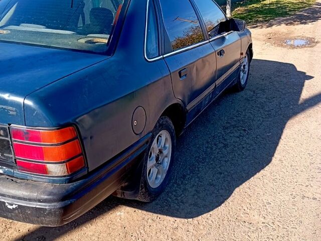 Синій Форд Скорпіо, об'ємом двигуна 2 л та пробігом 100 тис. км за 700 $, фото 2 на Automoto.ua