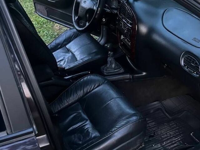 Синій Форд Скорпіо, об'ємом двигуна 2 л та пробігом 320 тис. км за 500 $, фото 1 на Automoto.ua