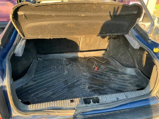 Синий Форд Скорпио, объемом двигателя 2 л и пробегом 340 тыс. км за 900 $, фото 6 на Automoto.ua