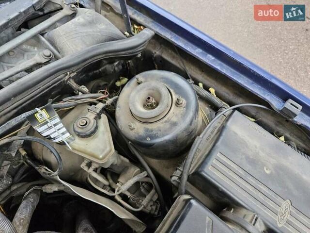 Синий Форд Скорпио, объемом двигателя 2 л и пробегом 300 тыс. км за 1250 $, фото 33 на Automoto.ua