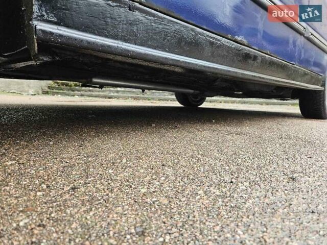 Синий Форд Скорпио, объемом двигателя 2 л и пробегом 300 тыс. км за 1250 $, фото 19 на Automoto.ua