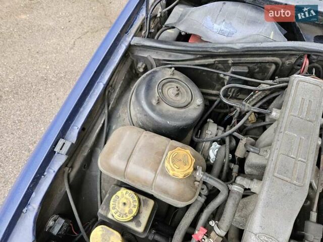 Синий Форд Скорпио, объемом двигателя 2 л и пробегом 300 тыс. км за 1250 $, фото 34 на Automoto.ua