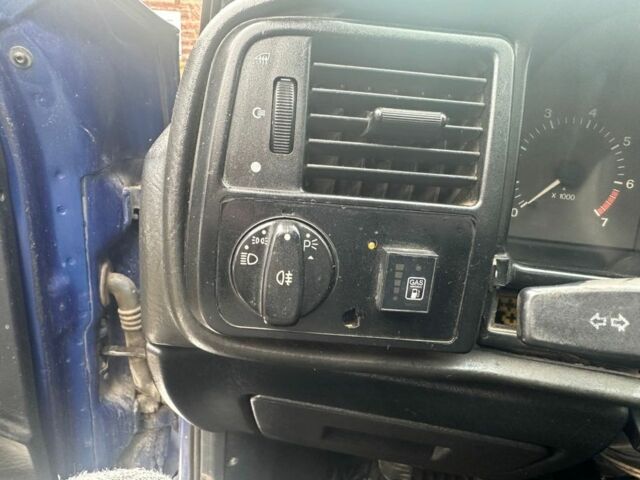 Синий Форд Скорпио, объемом двигателя 0 л и пробегом 350 тыс. км за 709 $, фото 2 на Automoto.ua