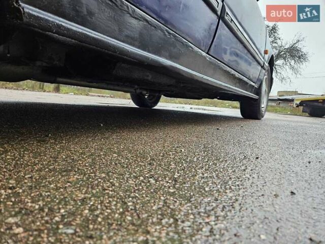 Синий Форд Скорпио, объемом двигателя 2 л и пробегом 300 тыс. км за 1250 $, фото 18 на Automoto.ua