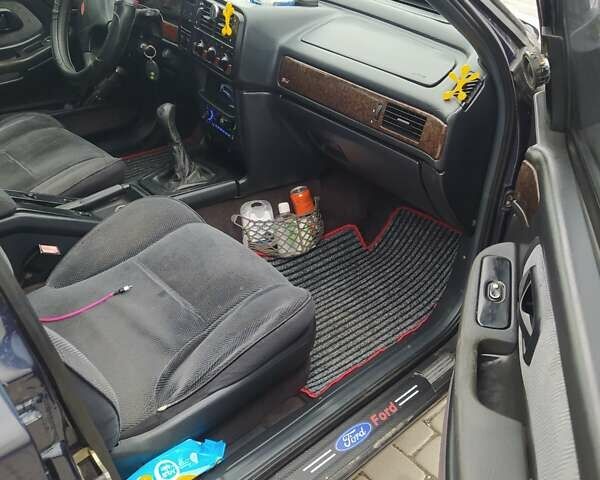Синій Форд Скорпіо, об'ємом двигуна 2 л та пробігом 315 тис. км за 1700 $, фото 14 на Automoto.ua