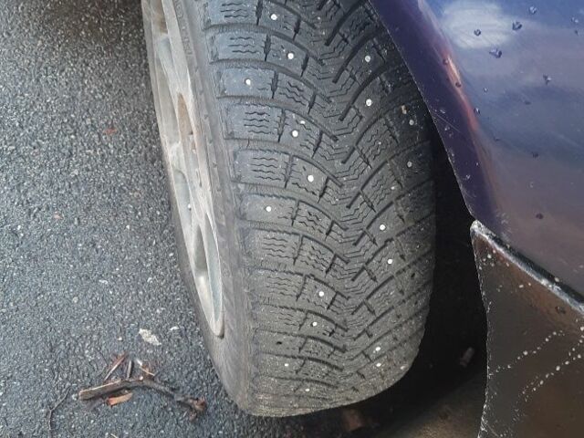 Синий Форд Скорпио, объемом двигателя 2.3 л и пробегом 386 тыс. км за 1538 $, фото 7 на Automoto.ua