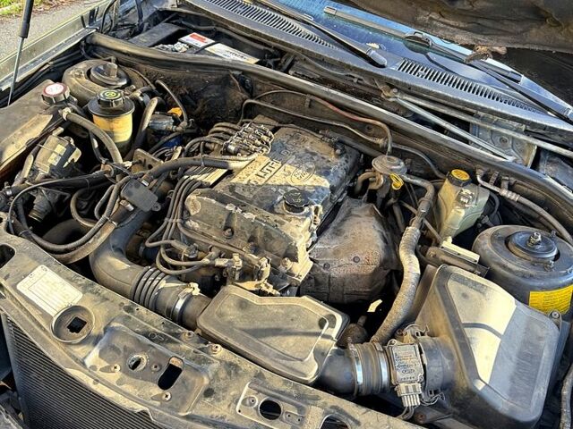 Синий Форд Скорпио, объемом двигателя 2 л и пробегом 200 тыс. км за 1850 $, фото 4 на Automoto.ua