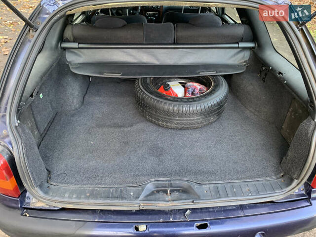 Синий Форд Скорпио, объемом двигателя 2.3 л и пробегом 370 тыс. км за 1750 $, фото 9 на Automoto.ua