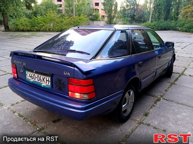 Синий Форд Скорпио, объемом двигателя 2 л и пробегом 200 тыс. км за 1500 $, фото 2 на Automoto.ua