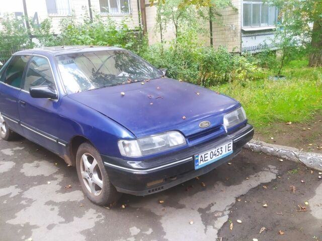 Синий Форд Скорпио, объемом двигателя 2 л и пробегом 300 тыс. км за 700 $, фото 5 на Automoto.ua