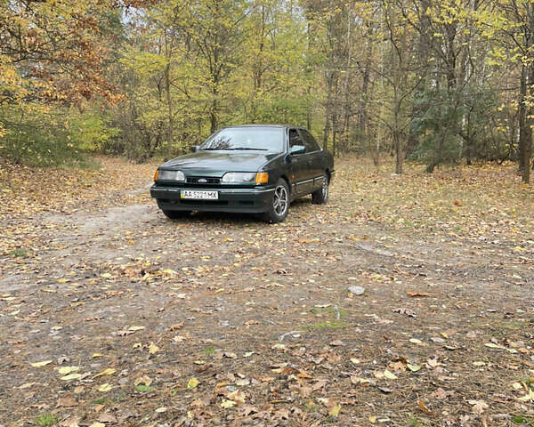 Зелений Форд Скорпіо, об'ємом двигуна 2.9 л та пробігом 340 тис. км за 2500 $, фото 4 на Automoto.ua