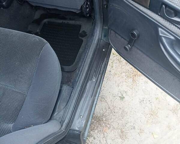 Зеленый Форд Скорпио, объемом двигателя 2 л и пробегом 300 тыс. км за 1800 $, фото 21 на Automoto.ua