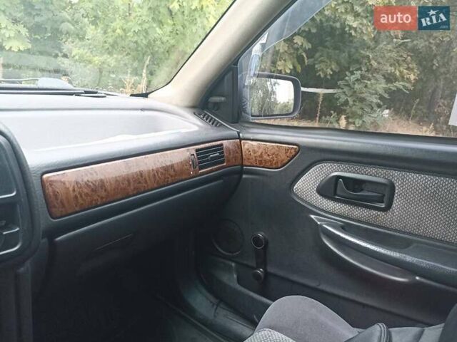 Зеленый Форд Скорпио, объемом двигателя 2 л и пробегом 300 тыс. км за 1800 $, фото 18 на Automoto.ua