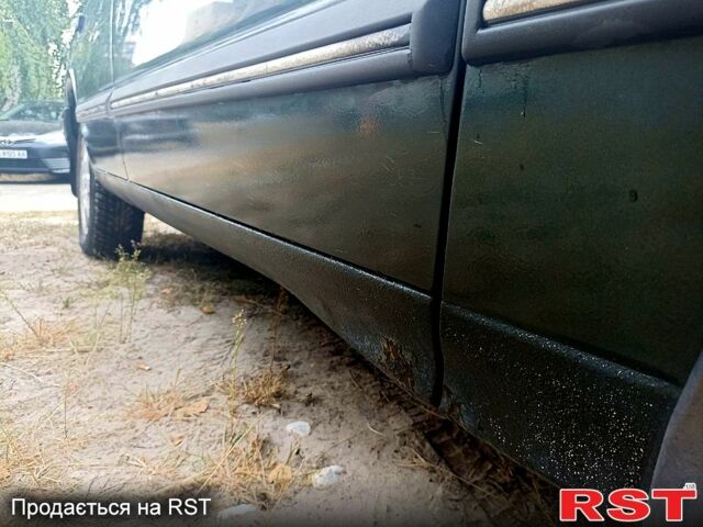 Зеленый Форд Скорпио, объемом двигателя 2 л и пробегом 300 тыс. км за 1800 $, фото 9 на Automoto.ua