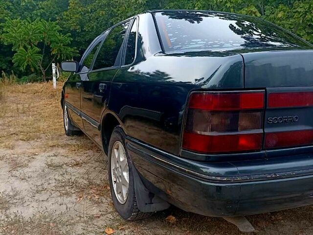 Зеленый Форд Скорпио, объемом двигателя 2 л и пробегом 300 тыс. км за 1800 $, фото 2 на Automoto.ua