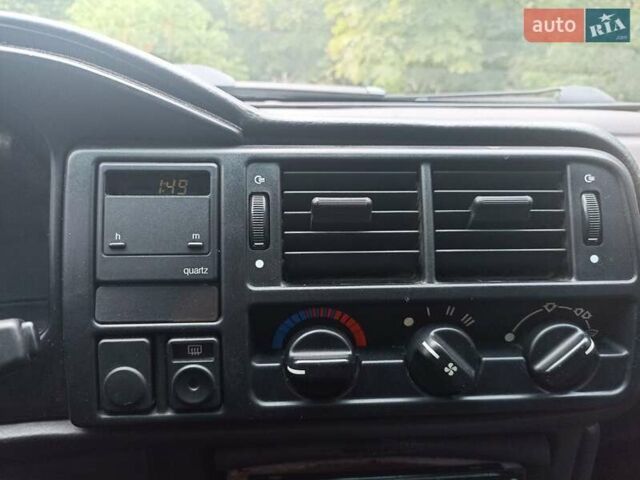 Зеленый Форд Скорпио, объемом двигателя 2 л и пробегом 300 тыс. км за 1800 $, фото 25 на Automoto.ua