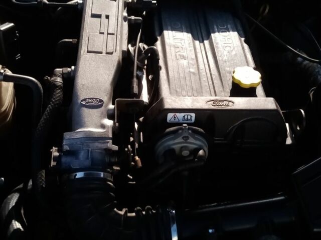 Зелений Форд Скорпіо, об'ємом двигуна 2 л та пробігом 326 тис. км за 1200 $, фото 4 на Automoto.ua