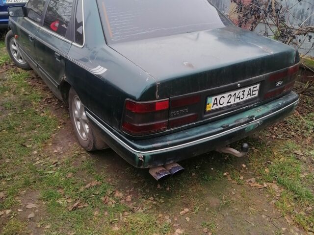 Зелений Форд Скорпіо, об'ємом двигуна 2 л та пробігом 300 тис. км за 600 $, фото 1 на Automoto.ua