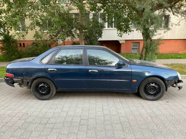 Зеленый Форд Скорпио, объемом двигателя 2 л и пробегом 238 тыс. км за 1300 $, фото 3 на Automoto.ua