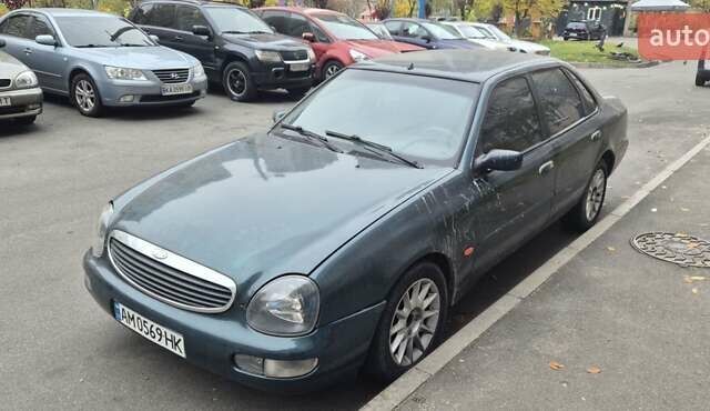 Зеленый Форд Скорпио, объемом двигателя 2 л и пробегом 320 тыс. км за 1400 $, фото 2 на Automoto.ua