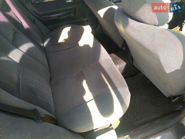 Зеленый Форд Скорпио, объемом двигателя 2 л и пробегом 320 тыс. км за 1700 $, фото 2 на Automoto.ua