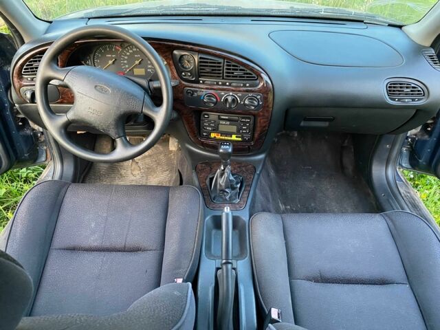 Зеленый Форд Скорпио, объемом двигателя 2 л и пробегом 238 тыс. км за 1300 $, фото 12 на Automoto.ua