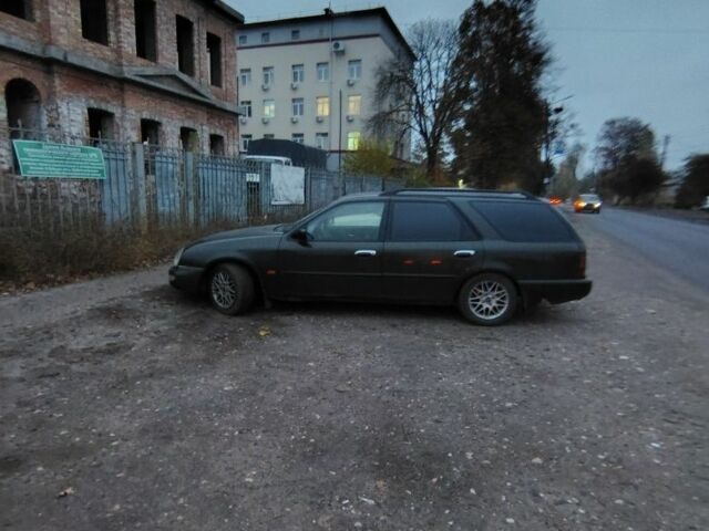 Зелений Форд Скорпіо, об'ємом двигуна 2 л та пробігом 200 тис. км за 1500 $, фото 6 на Automoto.ua