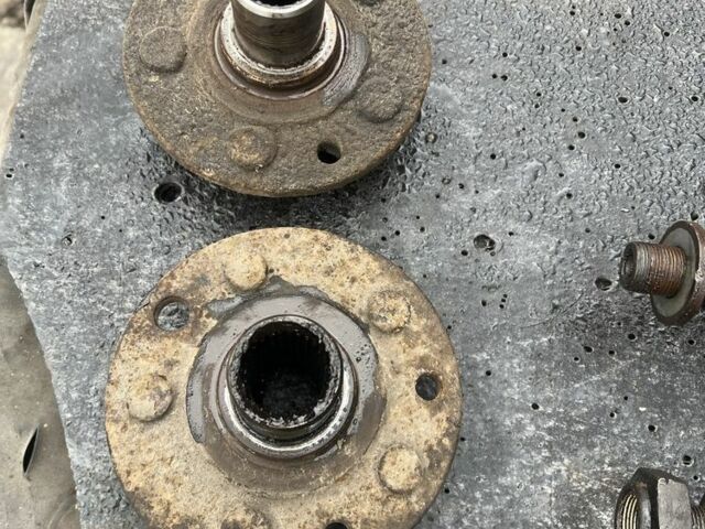 Зеленый Форд Скорпио, объемом двигателя 2 л и пробегом 250 тыс. км за 200 $, фото 2 на Automoto.ua