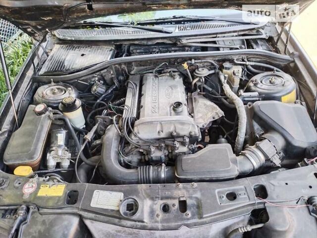 Зелений Форд Скорпіо, об'ємом двигуна 2 л та пробігом 292 тис. км за 2500 $, фото 4 на Automoto.ua