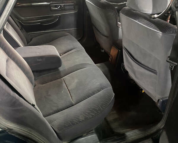 Зелений Форд Скорпіо, об'ємом двигуна 2.3 л та пробігом 333 тис. км за 2190 $, фото 23 на Automoto.ua