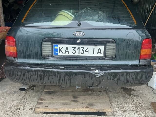 Зелений Форд Скорпіо, об'ємом двигуна 2.3 л та пробігом 290 тис. км за 2150 $, фото 9 на Automoto.ua