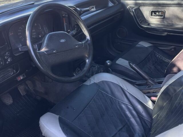 Зеленый Форд Скорпио, объемом двигателя 2 л и пробегом 150 тыс. км за 488 $, фото 4 на Automoto.ua