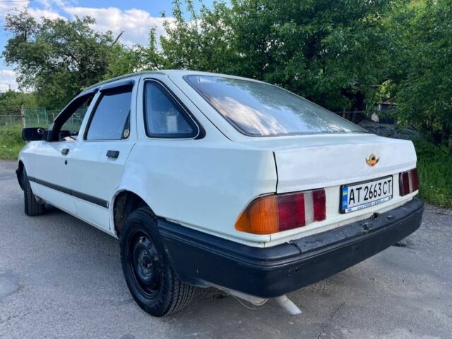 Білий Форд Сієрра, об'ємом двигуна 2 л та пробігом 250 тис. км за 600 $, фото 6 на Automoto.ua