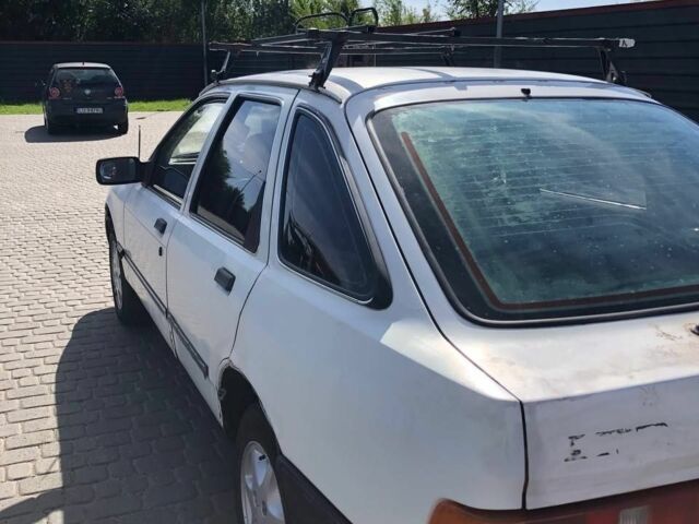 Белый Форд Сиерра, объемом двигателя 1.6 л и пробегом 700 тыс. км за 850 $, фото 21 на Automoto.ua