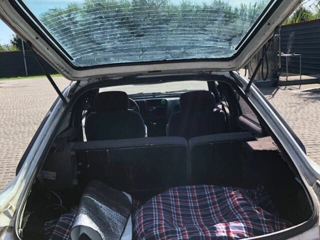 Белый Форд Сиерра, объемом двигателя 1.6 л и пробегом 700 тыс. км за 850 $, фото 14 на Automoto.ua