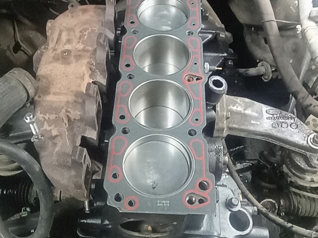 Белый Форд Сиерра, объемом двигателя 1.6 л и пробегом 700 тыс. км за 850 $, фото 7 на Automoto.ua