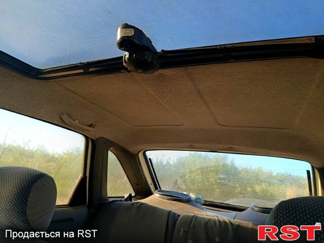 Форд Сиерра 1987 в Чернигове на Automoto.ua Белый Форд Сиерра, объемом двигателя 1.6 л и пробегом 500 тыс. км за 700 $, фото 2 на Automoto.ua