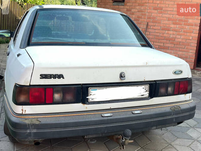 Белый Форд Сиерра, объемом двигателя 0 л и пробегом 350 тыс. км за 901 $, фото 3 на Automoto.ua