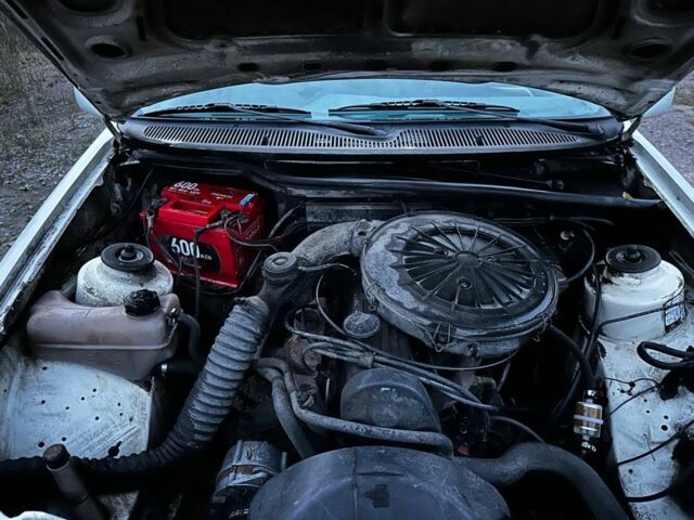 Белый Форд Сиерра, объемом двигателя 1.8 л и пробегом 250 тыс. км за 700 $, фото 7 на Automoto.ua
