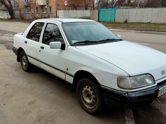 Білий Форд Сієрра, об'ємом двигуна 2 л та пробігом 0 тис. км за 1200 $, фото 1 на Automoto.ua