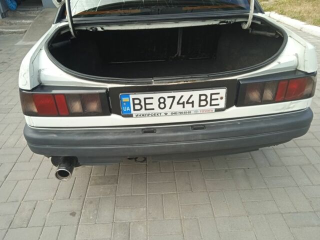 Білий Форд Сієрра, об'ємом двигуна 2 л та пробігом 67 тис. км за 1500 $, фото 6 на Automoto.ua