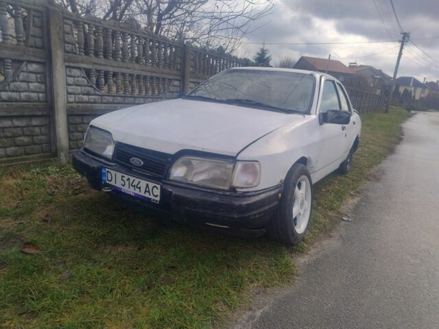 Білий Форд Сієрра, об'ємом двигуна 2 л та пробігом 333 тис. км за 900 $, фото 6 на Automoto.ua