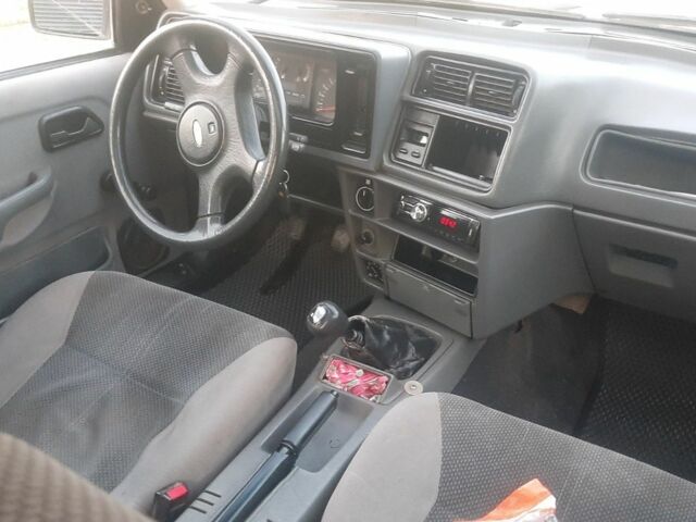 Білий Форд Сієрра, об'ємом двигуна 2 л та пробігом 100 тис. км за 620 $, фото 9 на Automoto.ua