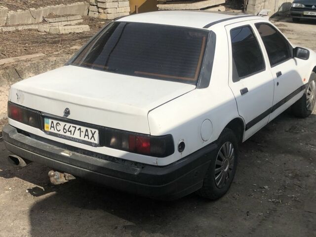 Белый Форд Сиерра, объемом двигателя 2 л и пробегом 777 тыс. км за 750 $, фото 4 на Automoto.ua